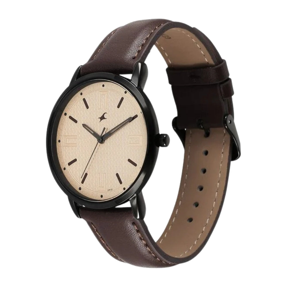 Fastrack Stunners X Quartz Analog Beige Dial Leather Strap Watch For Guys 38159NL02